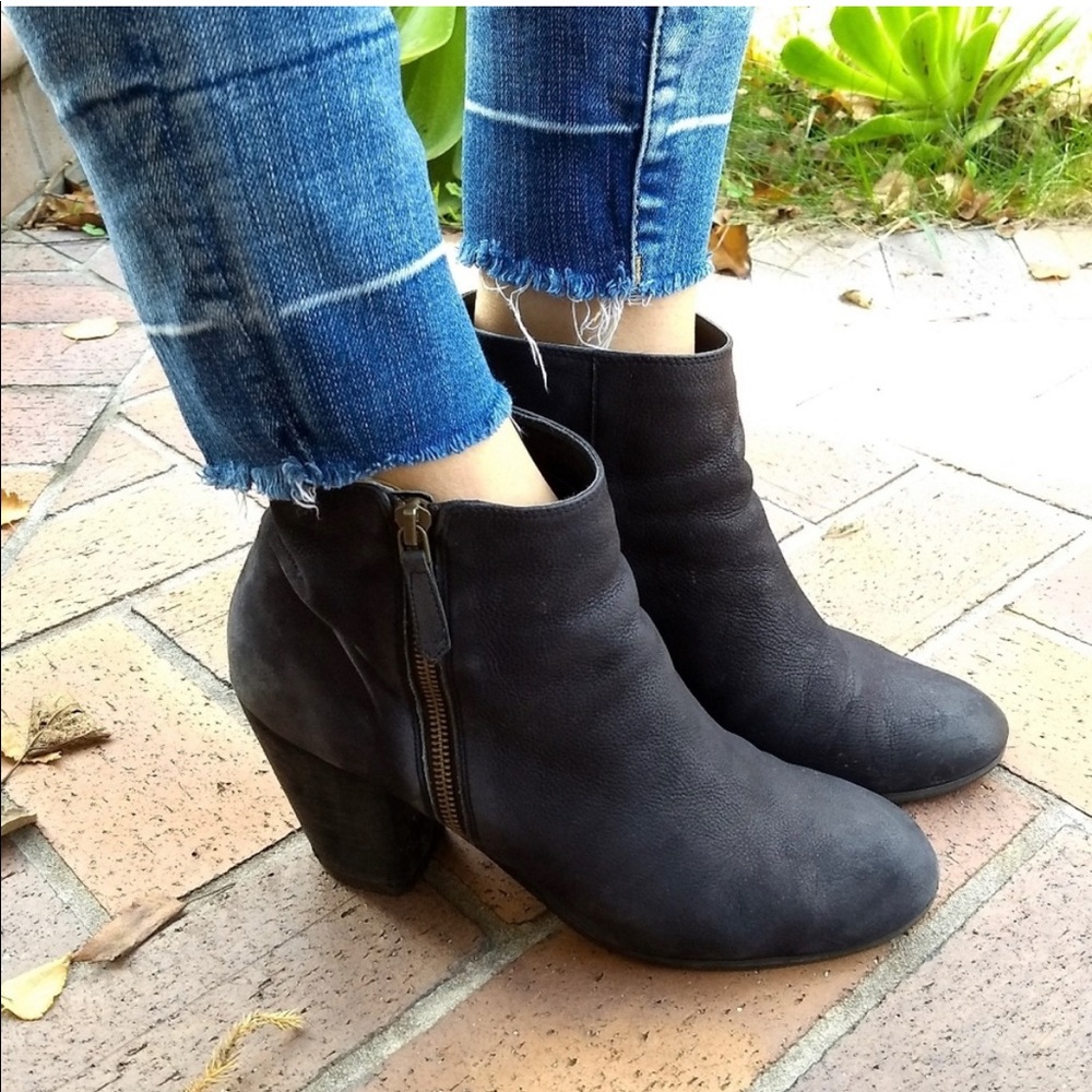 BP Nordstrom Trolley Black Ankle Boots, size 10, Stacked Heel
